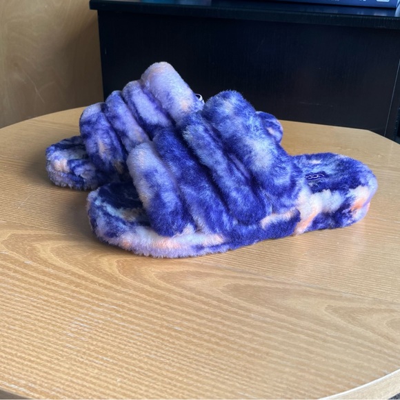 Platform Ugg Slippers - Picture 4 of 6